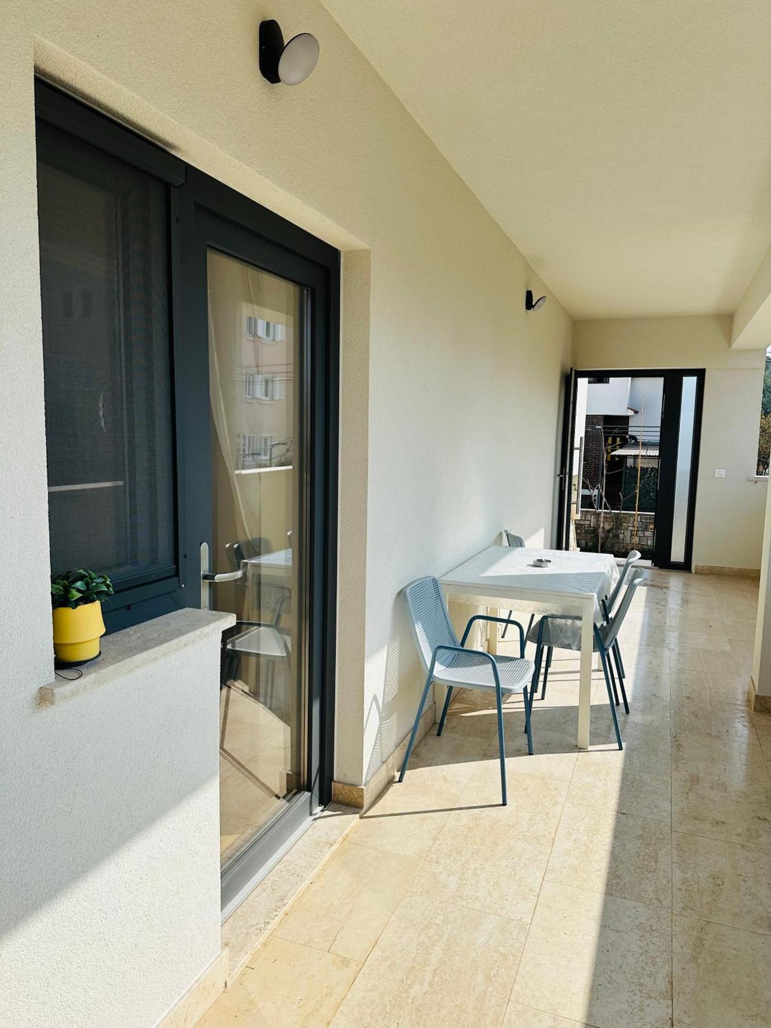 Apartman Zagi Rovigno Esterno foto